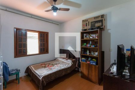 Casa à venda com 300m², 3 quartos e 4 vagasQuarto 2 - Suíte