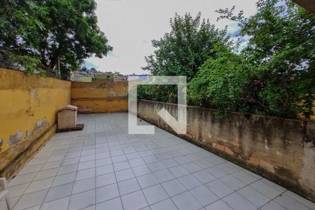 Casa à venda com 300m², 3 quartos e 4 vagasQuintal