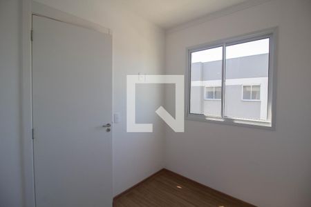 Quarto 2 de apartamento para alugar com 2 quartos, 34m² em Guaianazes, São Paulo
