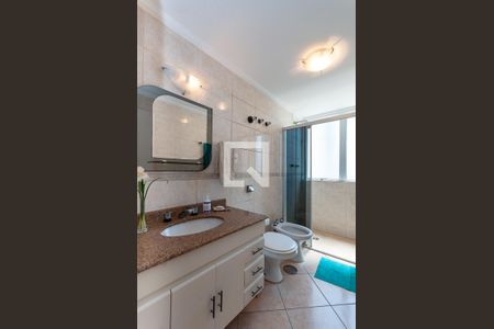 Apartamento à venda com 117m², 3 quartos e 1 vaga Apartamento à venda com 117m², 3 quartos e 1 vagaBanheiro 2