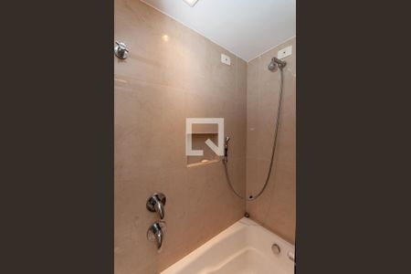 Apartamento à venda com 117m², 3 quartos e 1 vaga Apartamento à venda com 117m², 3 quartos e 1 vagaBanheiro 1