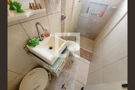Casa à venda com 122m², 3 quartos e 2 vagas