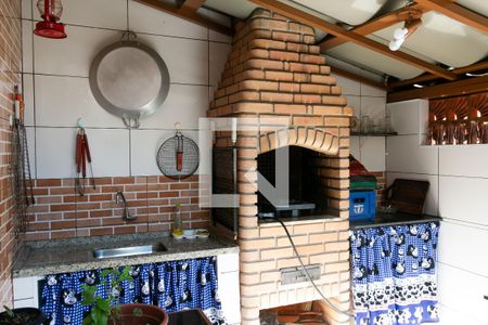 Casa à venda com 167m², 3 quartos e 3 vagas Casa à venda com 167m², 3 quartos e 3 vagasQuintal