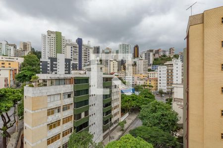 Apartamento à venda com 340m², 4 quartos e 4 vagas Apartamento à venda com 340m², 4 quartos e 4 vagasVaranda da Sala