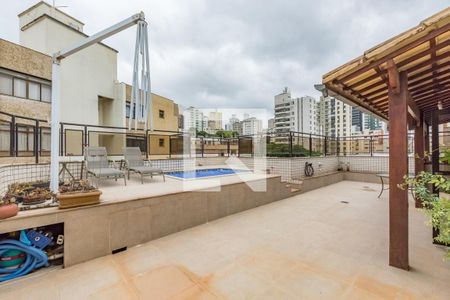 Apartamento à venda com 340m², 4 quartos e 4 vagas Apartamento à venda com 340m², 4 quartos e 4 vagasVaranda