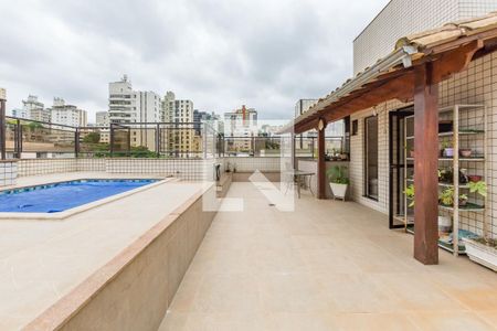 Apartamento à venda com 340m², 4 quartos e 4 vagas Apartamento à venda com 340m², 4 quartos e 4 vagasVaranda
