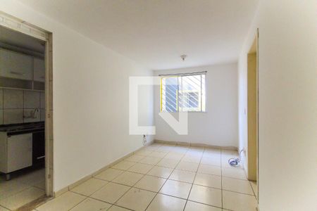 Sala de apartamento para alugar com 2 quartos, 48m² em Vila Carmosina, São Paulo