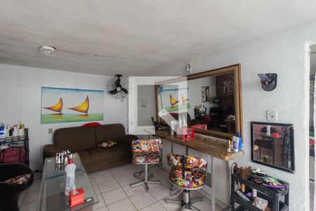 Casa para alugar com 256m², 2 quartos e 4 vagas Casa para alugar com 256m², 2 quartos e 4 vagasSalão