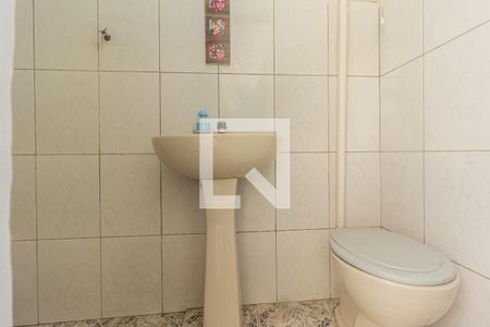 Casa para alugar com 256m², 2 quartos e 4 vagas Casa para alugar com 256m², 2 quartos e 4 vagasDetalhe do Banheiro 2