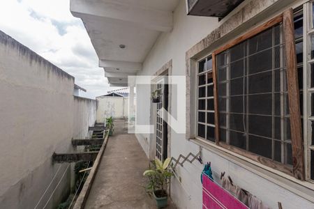 Casa para alugar com 256m², 2 quartos e 4 vagas Casa para alugar com 256m², 2 quartos e 4 vagasQuintal