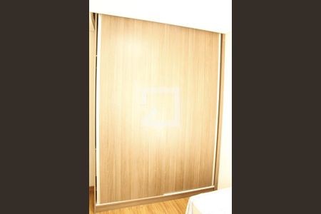 Quarto Solteiro de apartamento à venda com 2 quartos, 46m² em Bom Jesus, Contagem
