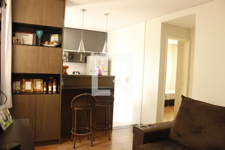 Sala de apartamento à venda com 2 quartos, 46m² em Bom Jesus, Contagem