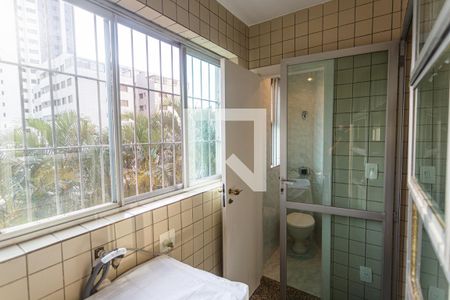 Apartamento à venda com 80m², 3 quartos e 1 vagaÁrea de Serviço