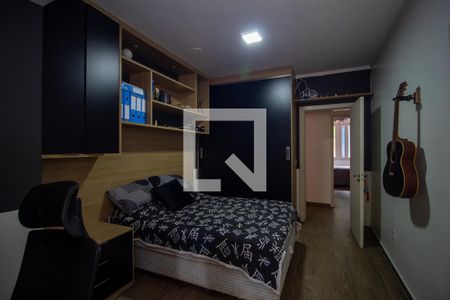 Casa à venda com 580m², 4 quartos e 5 vagas Casa à venda com 580m², 4 quartos e 5 vagasQuarto 4