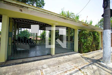 Casa à venda com 300m², 2 quartos e 2 vagas Casa à venda com 300m², 2 quartos e 2 vagasfa