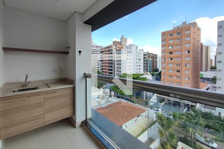 Varanda gourmet de apartamento para alugar com 1 quarto, 57m² em Centro, Campinas