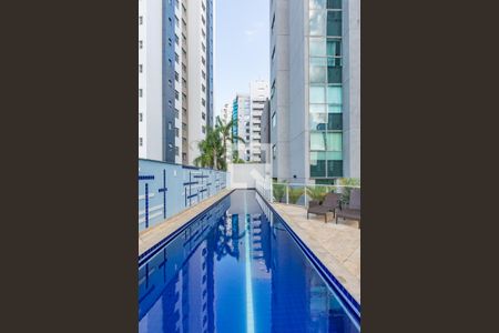 Apartamento à venda com 78m², 1 quarto e 1 vagaPiscina