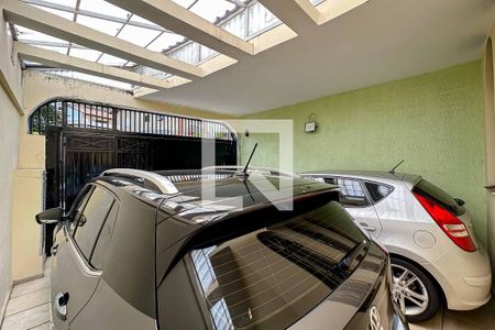 Casa à venda com 171m², 3 quartos e 2 vagas Casa à venda com 171m², 3 quartos e 2 vagasGaragem