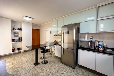 Casa à venda com 171m², 3 quartos e 2 vagas Casa à venda com 171m², 3 quartos e 2 vagasCozinha