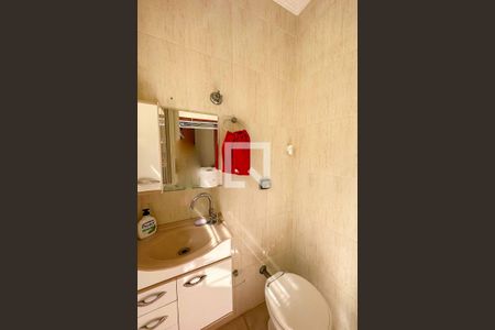 Casa à venda com 171m², 3 quartos e 2 vagas Casa à venda com 171m², 3 quartos e 2 vagasBanheiro 4