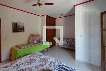 Casa para alugar com 299m², 4 quartos e 6 vagasQuarto Suíte 4