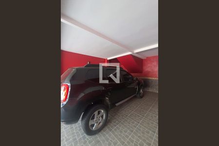 Casa à venda com 240m², 5 quartos e 2 vagas Casa à venda com 240m², 5 quartos e 2 vagasGaragem