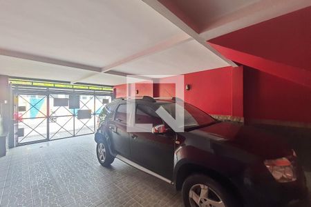 Casa à venda com 240m², 5 quartos e 2 vagas Casa à venda com 240m², 5 quartos e 2 vagasGaragem