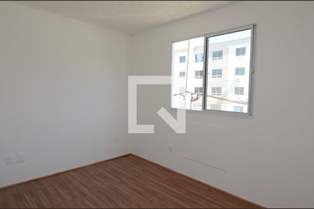 Quarto 1 de apartamento para alugar com 2 quartos, 43m² em Vargem Pequena, Rio de Janeiro