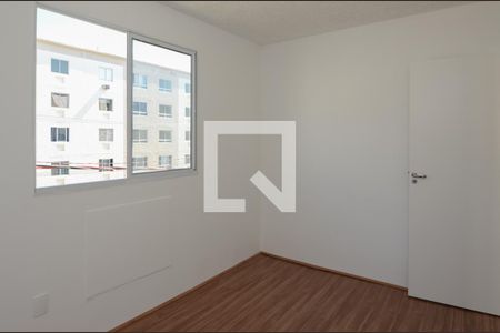 Quarto 1 de apartamento para alugar com 2 quartos, 43m² em Vargem Pequena, Rio de Janeiro