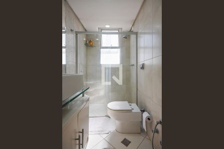 Apartamento à venda com 160m², 3 quartos e 2 vagas Apartamento à venda com 160m², 3 quartos e 2 vagasBanheiro