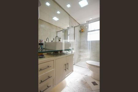 Apartamento à venda com 160m², 3 quartos e 2 vagas Apartamento à venda com 160m², 3 quartos e 2 vagasBanheiro