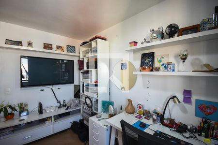 Apartamento à venda com 160m², 3 quartos e 2 vagas Apartamento à venda com 160m², 3 quartos e 2 vagasQuarto