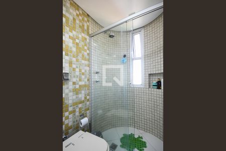 Apartamento à venda com 160m², 3 quartos e 2 vagas Apartamento à venda com 160m², 3 quartos e 2 vagasBanheiro Suíte 2