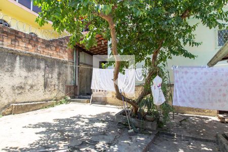 Casa à venda com 180m², 3 quartos e 2 vagasQuintal