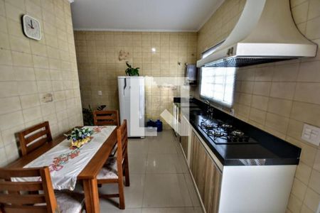 Casa à venda com 364m², 4 quartos e 4 vagas