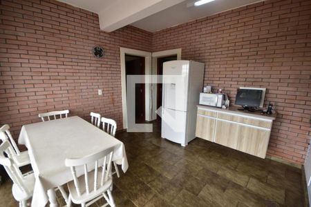 Casa à venda com 364m², 4 quartos e 4 vagas