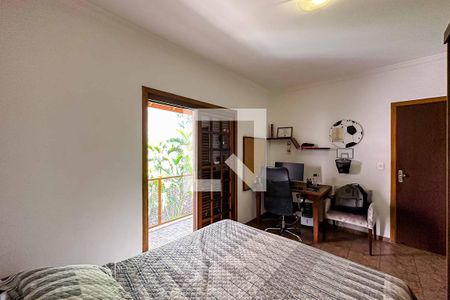 Casa à venda com 420m², 4 quartos e 4 vagas Casa à venda com 420m², 4 quartos e 4 vagasQuarto 4