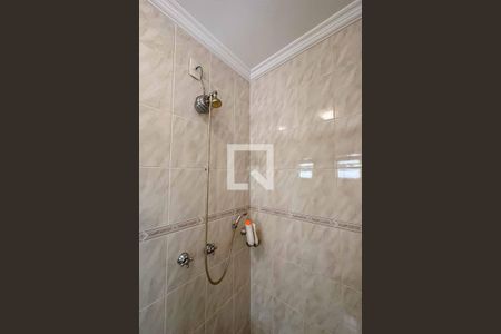 Casa à venda com 420m², 4 quartos e 4 vagas Casa à venda com 420m², 4 quartos e 4 vagasBanheiro 5