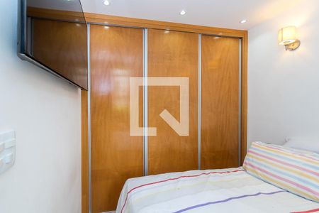 Apartamento à venda com 55m², 1 quarto e 1 vagaQuarto - Armário