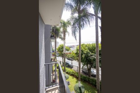 Vista sala de apartamento para alugar com 2 quartos, 48m² em Taboão, Diadema