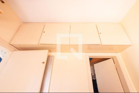 Casa à venda com 166m², 3 quartos e 2 vagas Casa à venda com 166m², 3 quartos e 2 vagasQuarto de Serviço