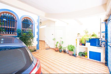 Casa à venda com 166m², 3 quartos e 2 vagas Casa à venda com 166m², 3 quartos e 2 vagasGaragem