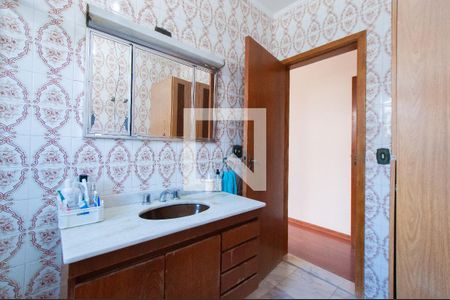 Casa à venda com 166m², 3 quartos e 2 vagas Casa à venda com 166m², 3 quartos e 2 vagasBanheiro da Suíte