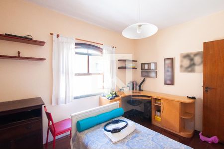 Casa à venda com 166m², 3 quartos e 2 vagas Casa à venda com 166m², 3 quartos e 2 vagasQuarto 1