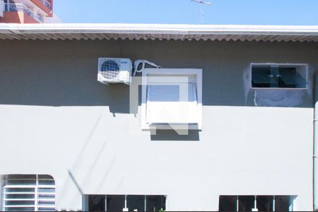 Casa à venda com 166m², 3 quartos e 2 vagas Casa à venda com 166m², 3 quartos e 2 vagasVista do Quarto 1