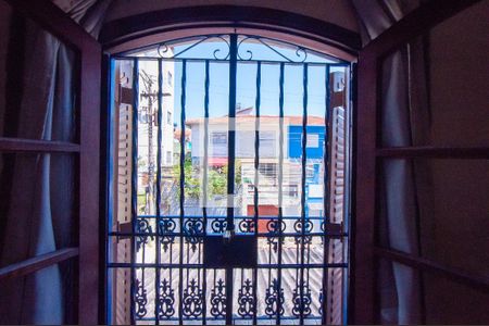 Casa à venda com 166m², 3 quartos e 2 vagas Casa à venda com 166m², 3 quartos e 2 vagasVaranda da Suíte