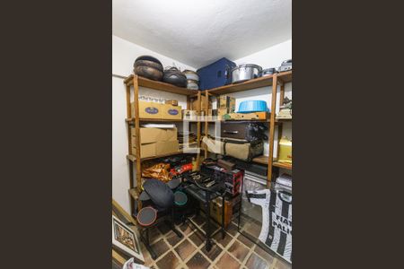 Apartamento à venda com 314m², 3 quartos e 3 vagas Apartamento à venda com 314m², 3 quartos e 3 vagasQuarto de Despejo