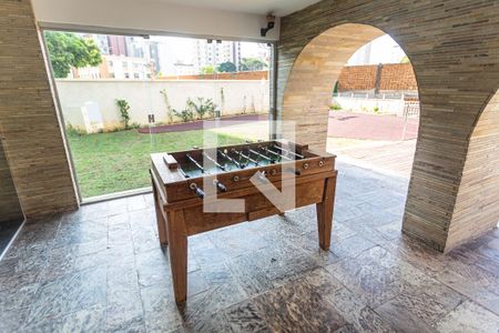 Apartamento à venda com 314m², 3 quartos e 3 vagas Apartamento à venda com 314m², 3 quartos e 3 vagasMesa de Totó