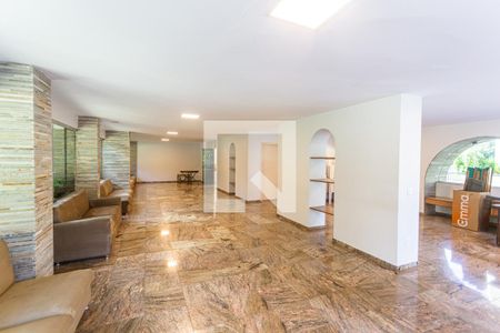 Apartamento à venda com 314m², 3 quartos e 3 vagas Apartamento à venda com 314m², 3 quartos e 3 vagasSalão de Festas