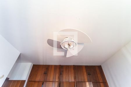 Apartamento à venda com 314m², 3 quartos e 3 vagas Apartamento à venda com 314m², 3 quartos e 3 vagasVentilador do Quarto 3